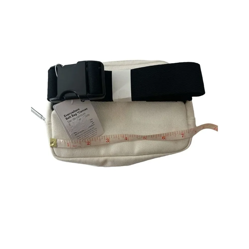 NWT LULULEMON Everywhere Crossbody Belt Bag Shoulder Nat/Black  One Size‎
